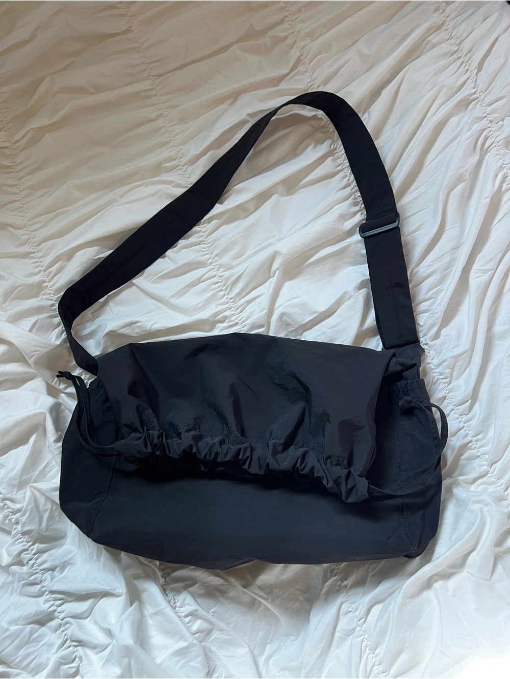Uniqlo Large Black Shoulder/Crossbody Bag